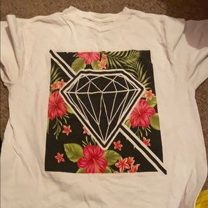 White tee with diamond design